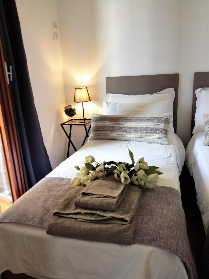 Emi's Bed & Breakfast 2*