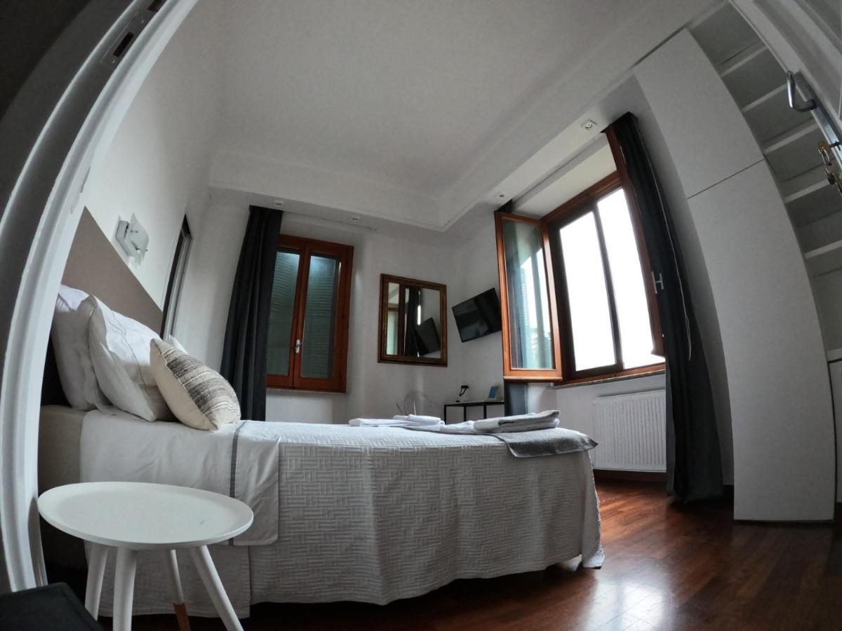 Bed & Breakfast Emi's 2*
